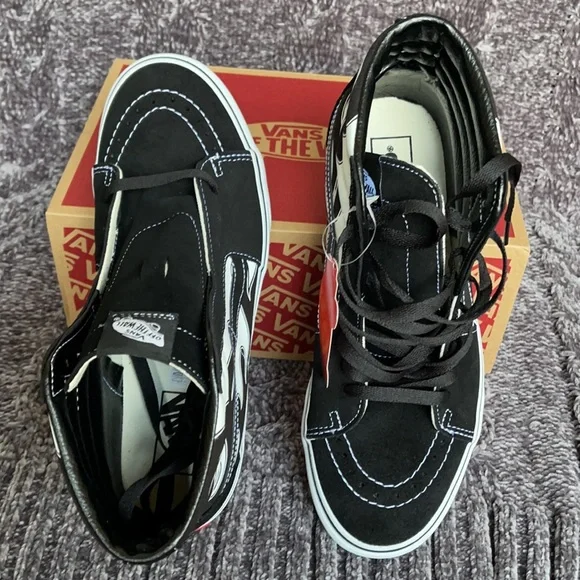 Vans Sk8-Hi Flame Black/White MENS - Picture 13 of 16